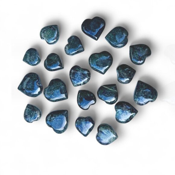 Green Jade Heart Polished Solid Stone Puffy Heart Size Small 1 - 1.5 Inches Wide - Picture 4 of 8